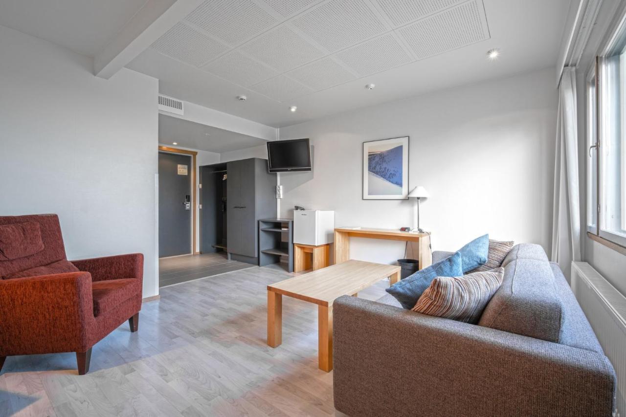 Ski-Inn Hotel Pyhaetunturi المظهر الخارجي الصورة